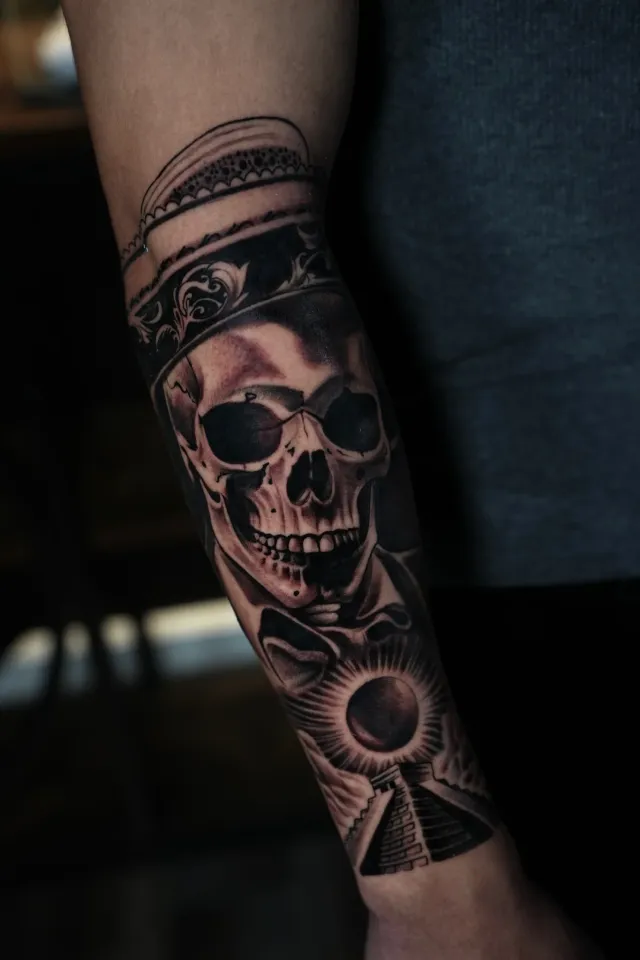 Skull and roses tattoo