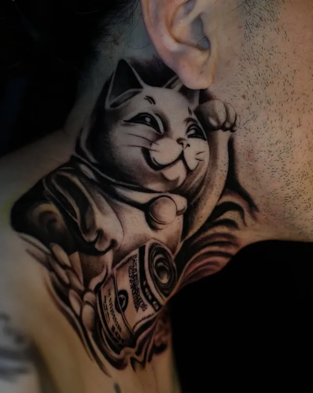 Maneki-neko realism tattoo